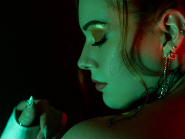 Portrait Solo ou bien accompagné sur le projet de votre choix. 