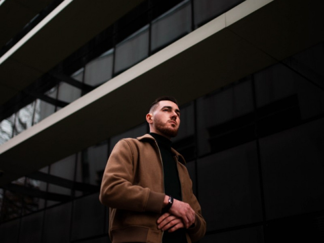 Portrait Solo ou bien accompagné sur le projet de votre choix. 