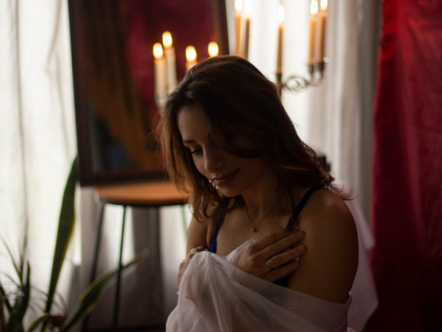 Le boudoir tableau, vous êtes plongé au cœur d'un décor de vieux tableau ancien.